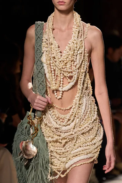 Look 115